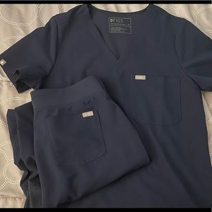 Navy - FIGS Scrubs set